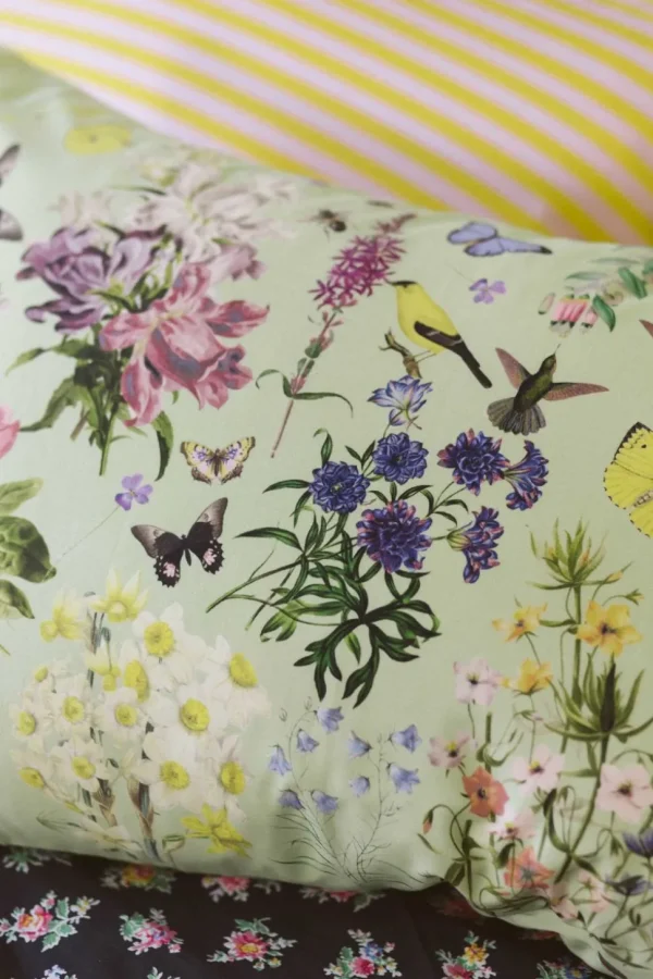Busy Garden Pillowcase Set *Organic Cotton