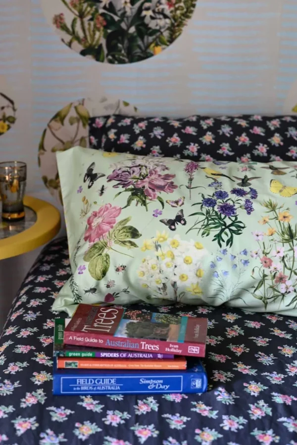 Busy Garden Pillowcase Set *Organic Cotton