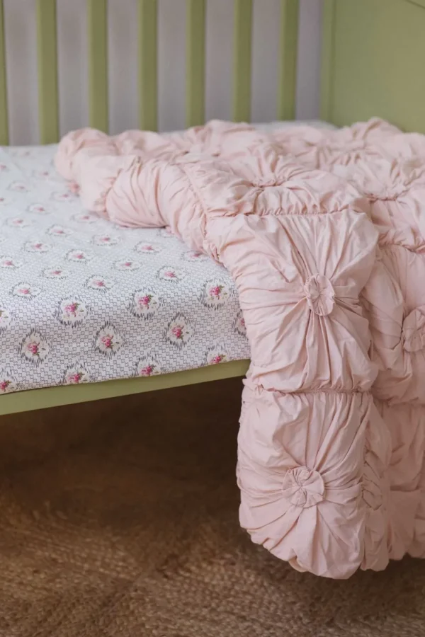 Cot Quilt Rosette Tuscan Pink *Organic Cotton