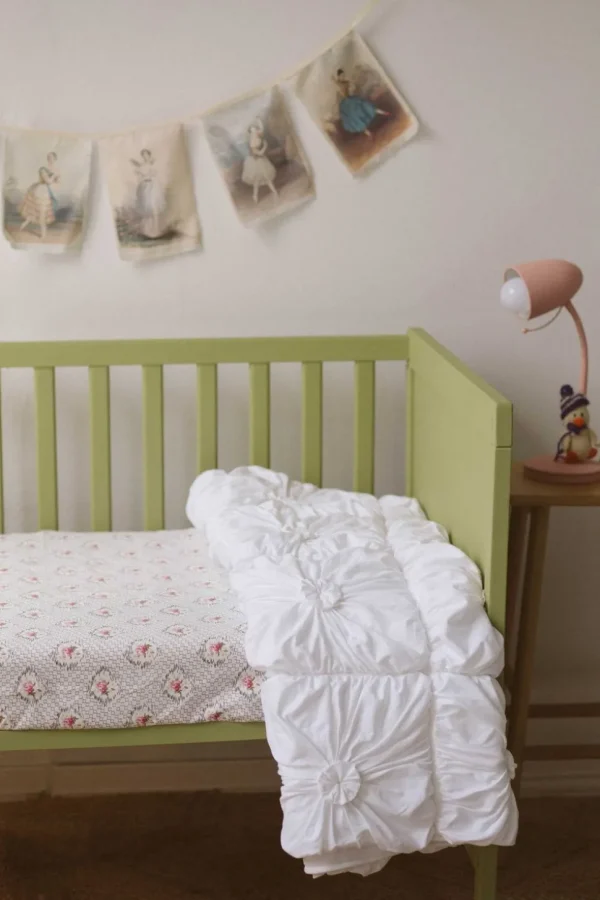 Cot Quilt Rosette White *Organic Cotton