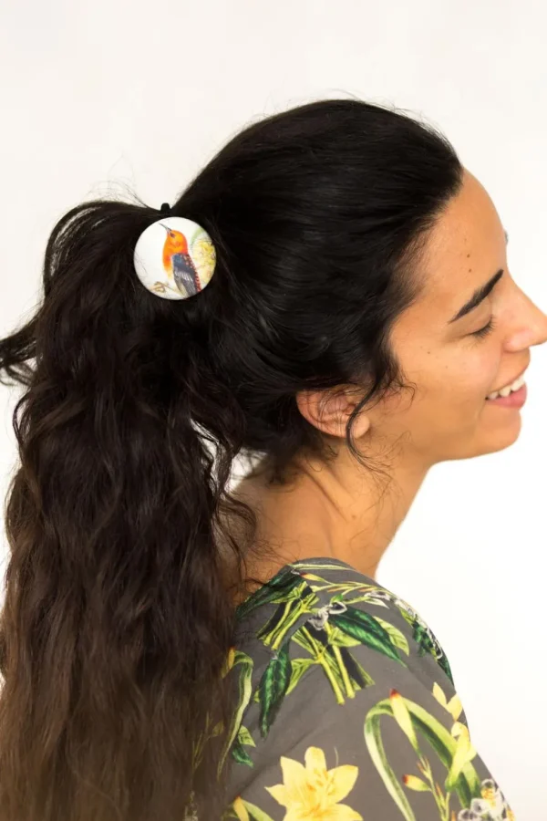 Hair Button Honey Eater