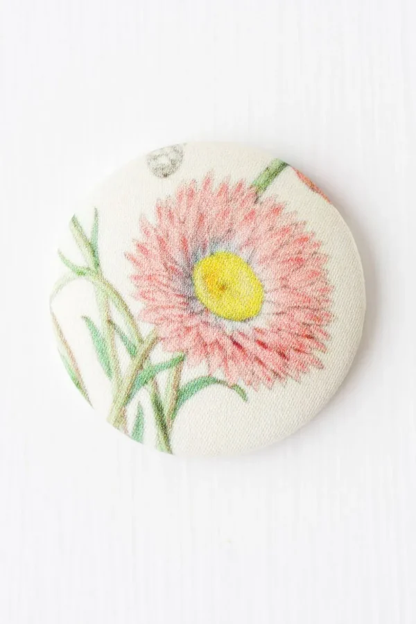 Paper Daisy Magnet