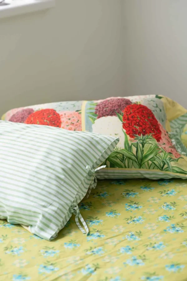 Phlox Pillowcase Set