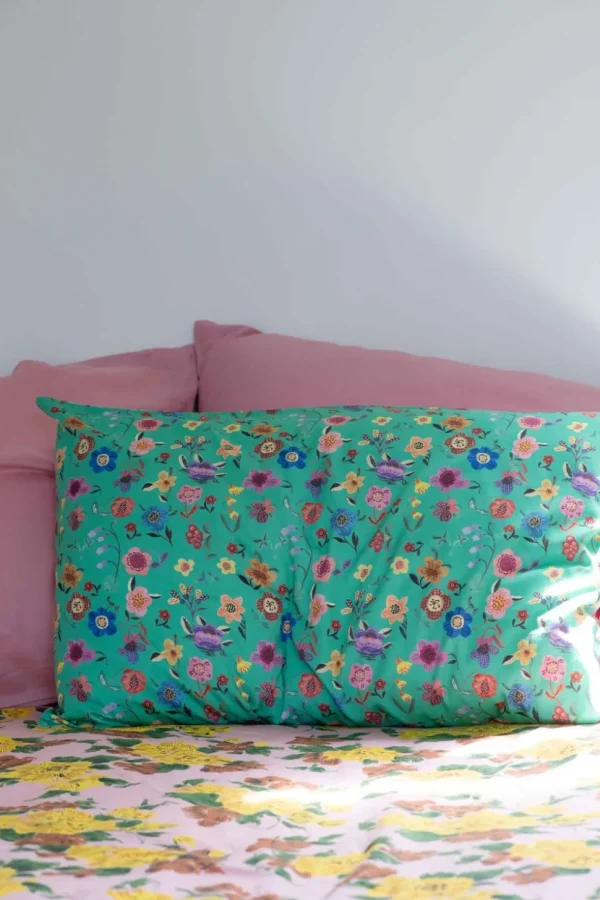 Prairie Folk Pillowcase Set *Organic Cotton