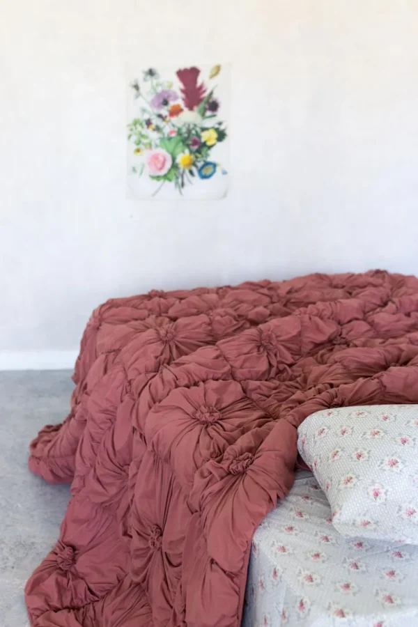 Rosette Quilt In Cedar *Organic Cotton