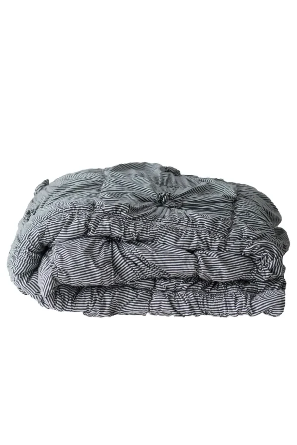 Rosette Quilt In Charcoal Stripe *Organic Cotton