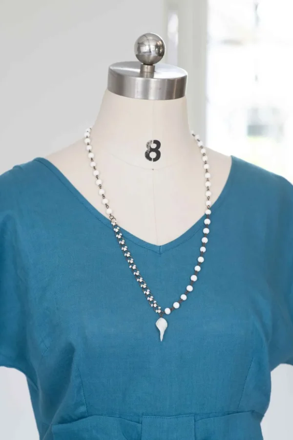 Vintage Milk Glass Necklace